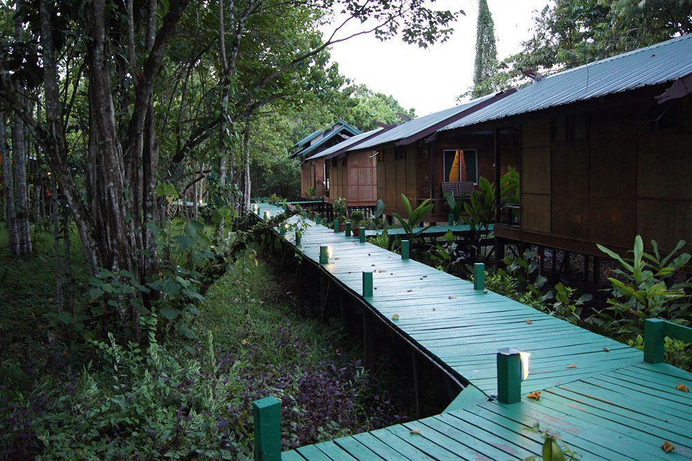 Tanini Kinabatangan Formerly Known As Nature Lodge Kinabatangan Билит Экстерьер фото